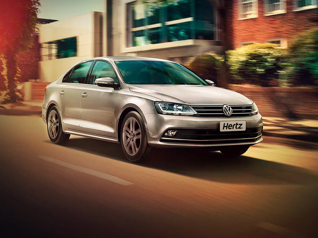 Rediseño web autos de Vivaaerobus